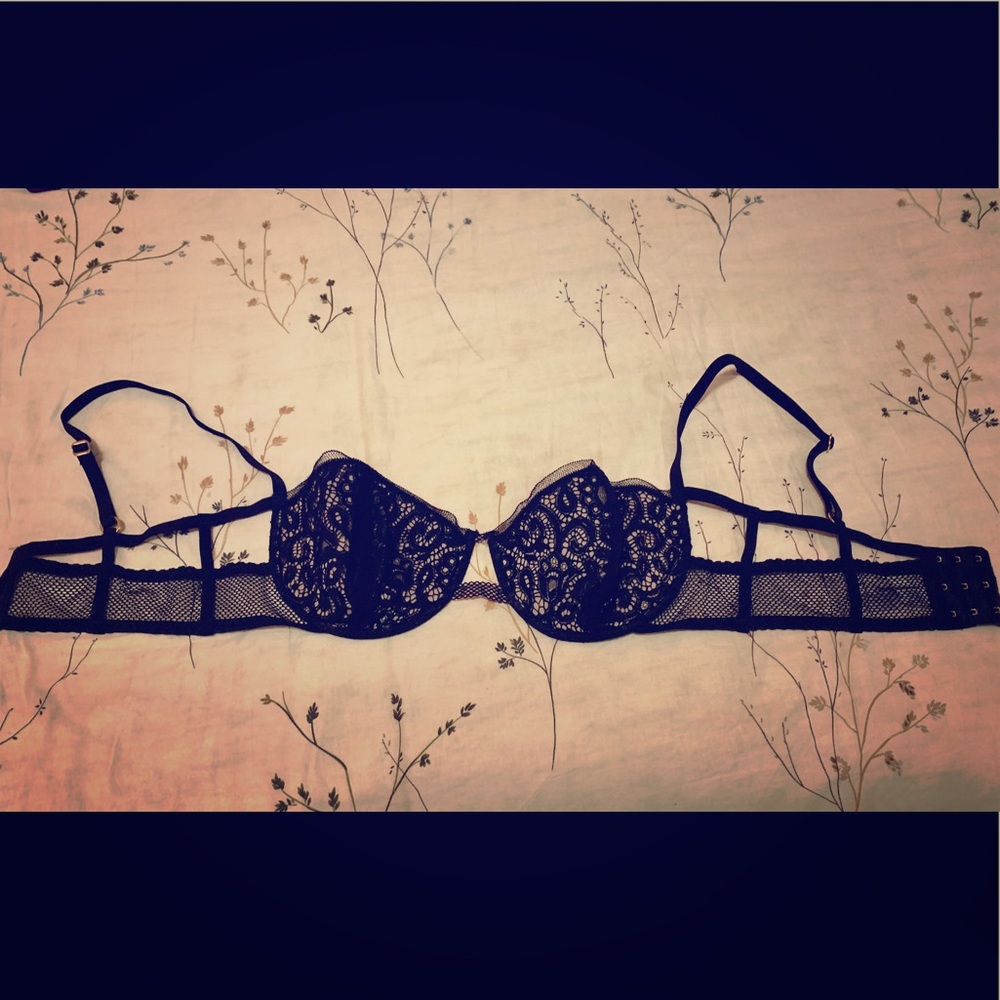 Victoria Secret Black lace bra 36D